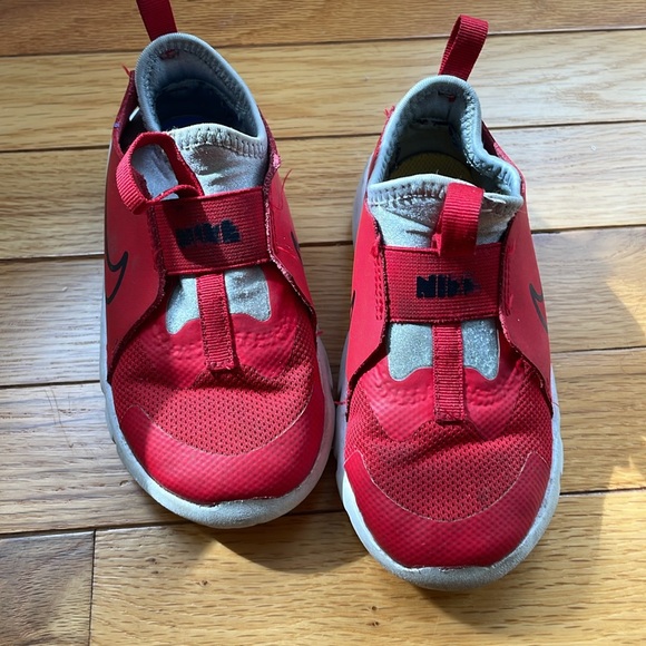 Adidas & Nike size 10 sneakers - Picture 5 of 5